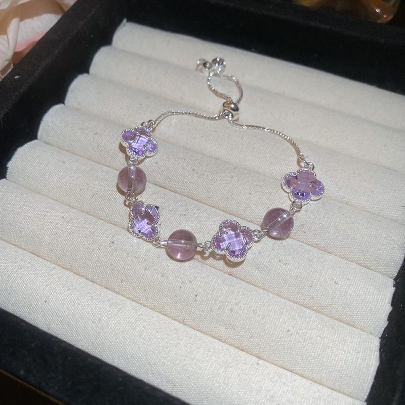Elegant Red Crystal Glass Flower Bracelet: Retro-Chic High-End Bangle for Women