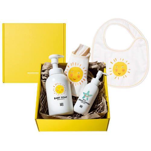 

Mommy and Baby Newborn Set (Birthday Gift) - Cream Lotion, Baby Soap (Foam Type), and Original Bib - Additive-Free, Organic, Newborn (150mL x 400mL)