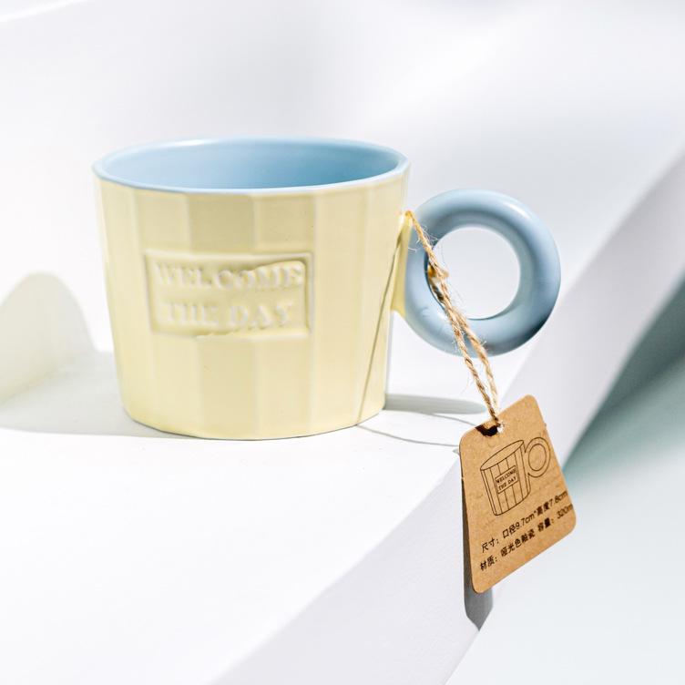 

Керамическая чашка Kawaii, кружка высокого уровня с сахарным покрытием, цветная выпуклая форма, большой ухо, макарон, креативный набор для пары кофейных чашек 320ML