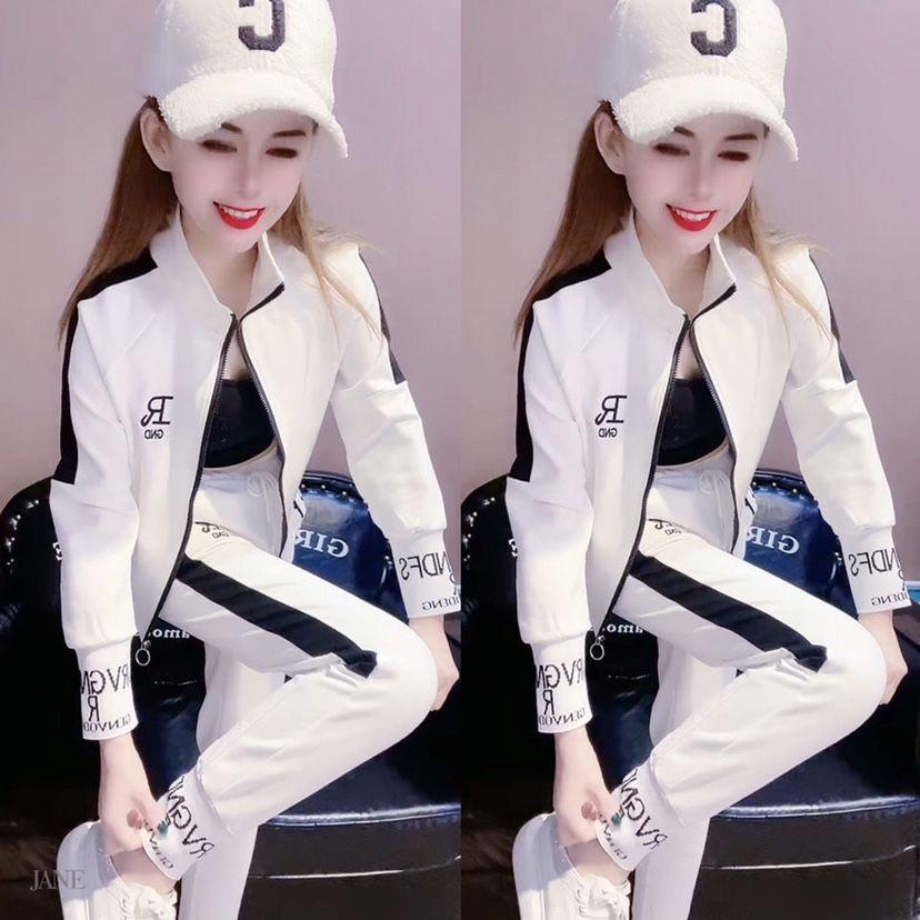 

Женский повседневный костюм-двойка в стиле хип-хоп: Комплект из свитера, куртки и брюк с буквами «Весна/Осень 2025» XXL белый