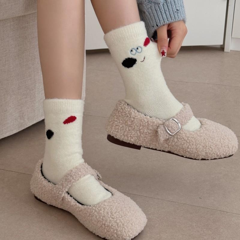 Plush Socks Female Cute Cartoon Puppy Hairball Cloth Label Medium Tube Socks Winter Plush Thickened Warm Sleep Socks