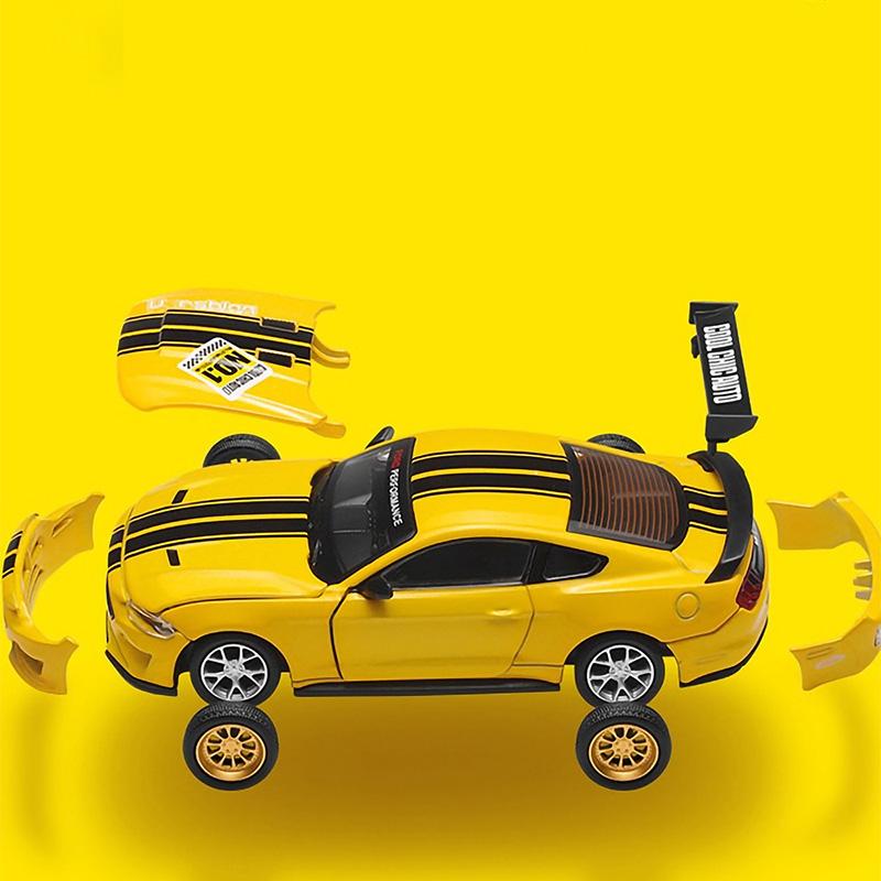 

CCA 1/42 Ford Mustang GT 2018, легкосплавна модель автомобіля, спортивний гоночний автомобіль із коробкою, що змінюється, подарунок для підлітків