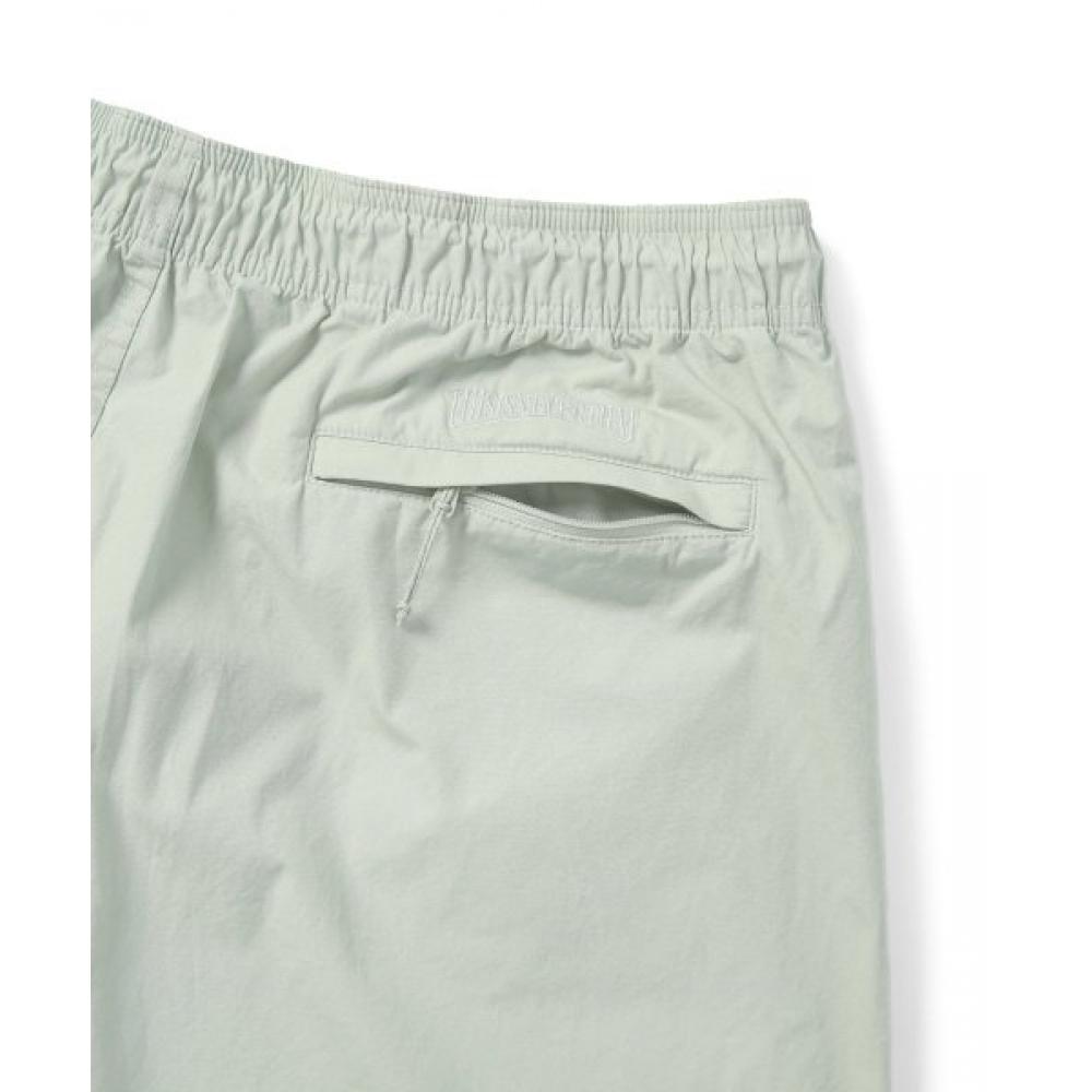 Floral Embroidered Short Mint