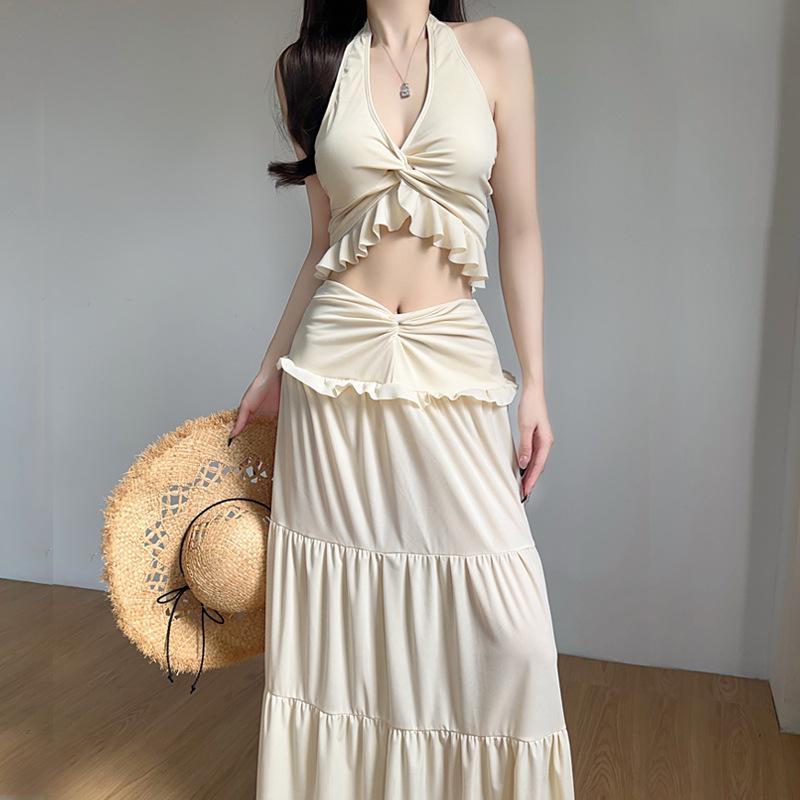 

Spicy Girl Beach Vacation Halter Swimsuit & High Waist Skirt Set XL