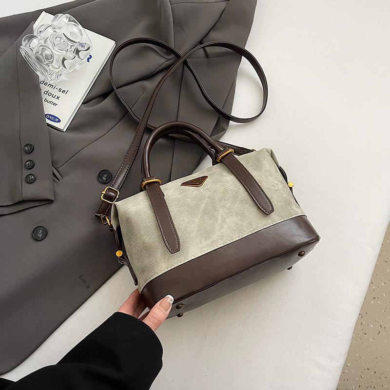 

Премиальная сумка женская осенне-зимняя универсальная новая повседневная на плечо, сумка-мессенджер, нишевая сумка-подушка для поездок на работу