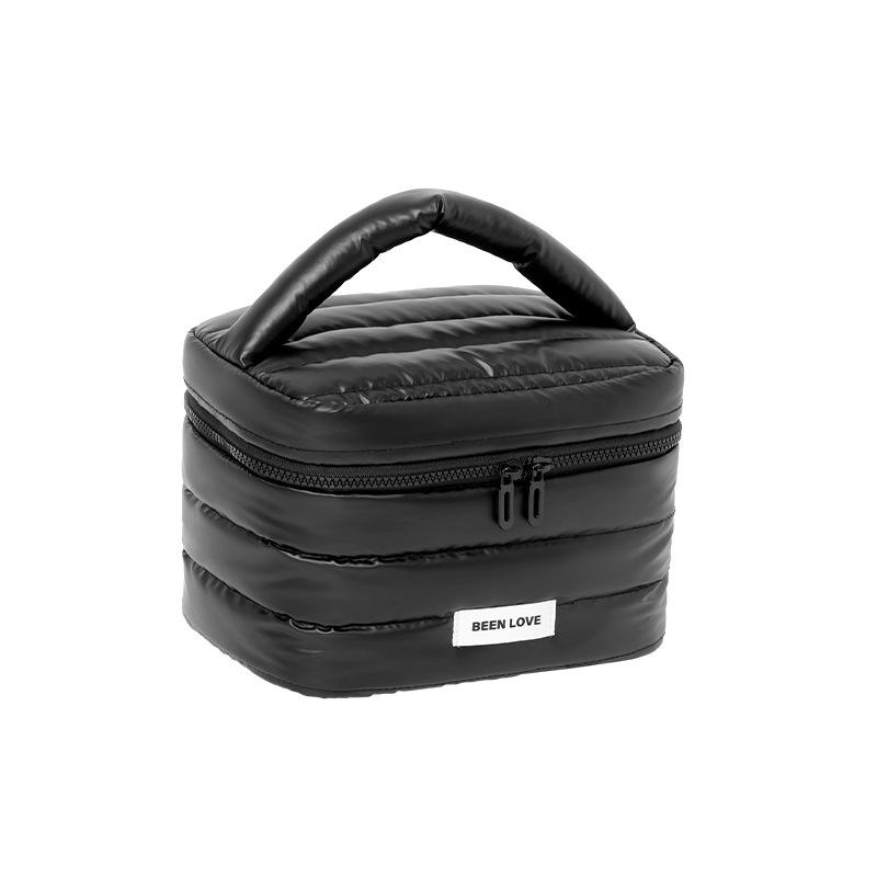 Storage Bag, Travel Cosmetics Storage Bag, Essential for Travel, Makeup Bag, Large Capacity, Lightweight, Easy To Carry