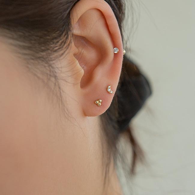 Lunne 14K Three-Ball Piercing Earrings (14K Gold) S17