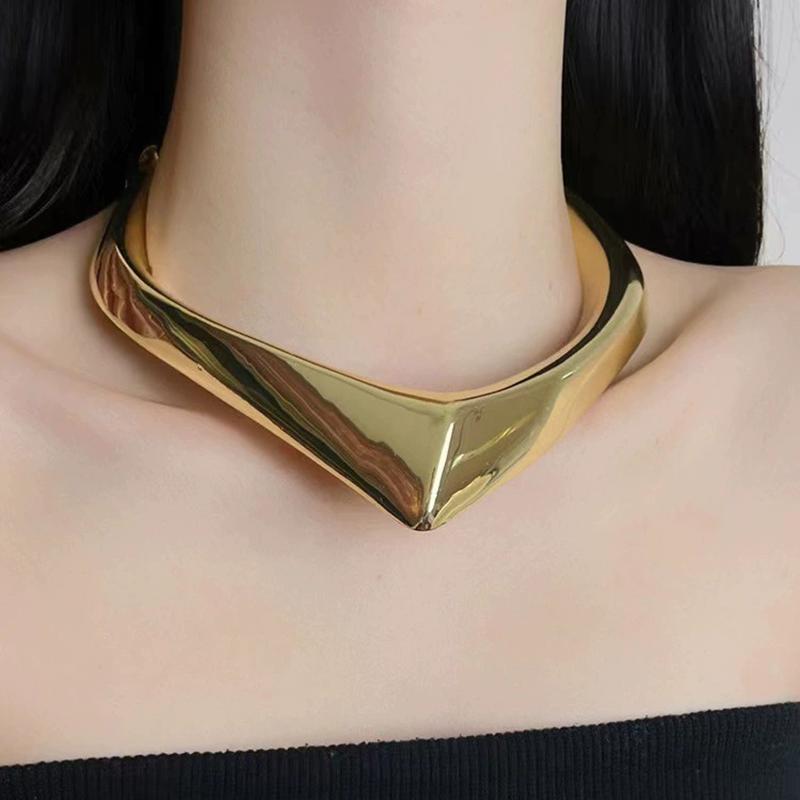 Fashionable Elegant And Trendy Necklaces With Open Hearts Personalized Jewelry Accessories For Ladies  Gatherings Other