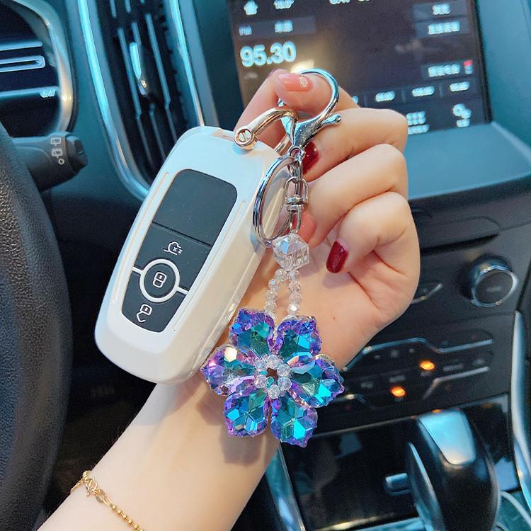 Lx984 Crystal Snowflake Car Keychain Stylish And Unique Keyring For Women Ideal Gift