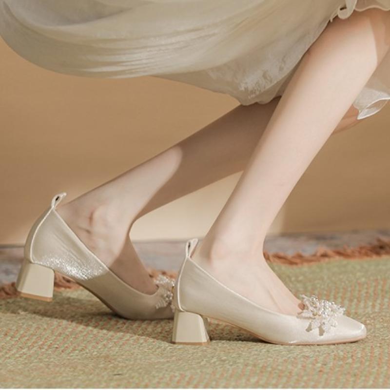 Spring New Coarse Heel Single Shoes Women's Fashion Round Head Shallow Mouth Suede Flower Thick Soled Wedding Shoes