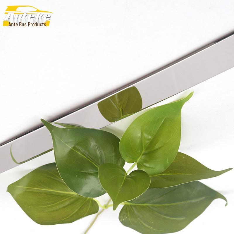 Hanteng X7 Tailgate Trim Sticker: Stainless Steel Anti-Scratch Trunk Strip