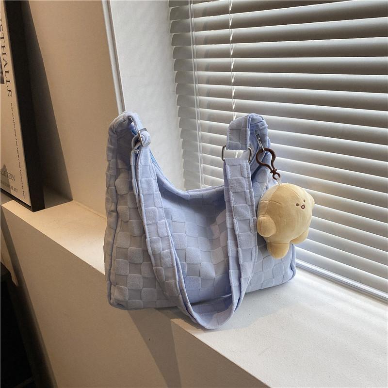 Ins Wind Large Capacity Armpit Bag Female College Student Class Messenger Bag Shopping Bag Autumn Foreign Style Commuter Dumpling Bag