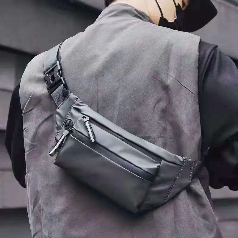Men's Fashionable Korean Style Crossbody Chest Bag for Casual Outdoor Sports and Cycling