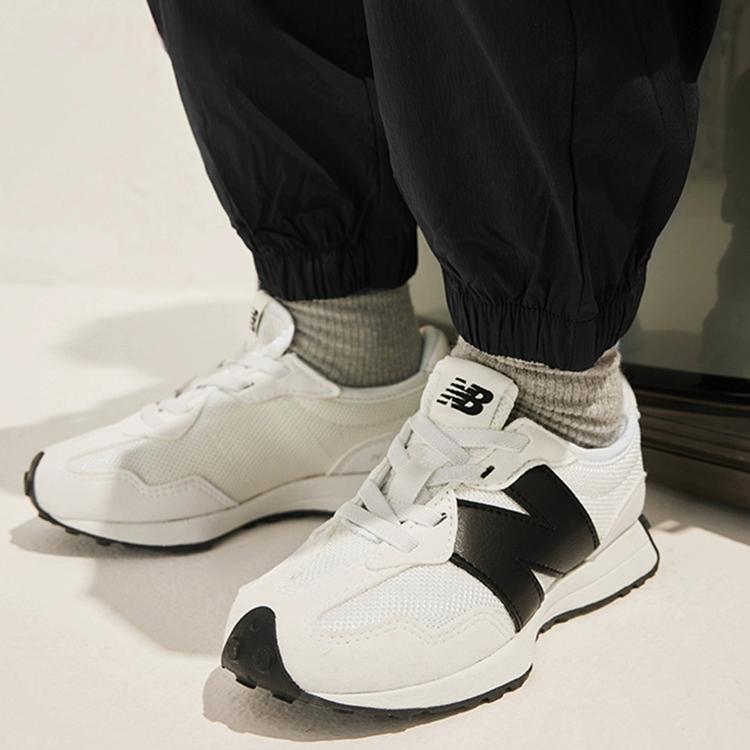 New Balance 327 Bungee Lace Little Kid White Black Kids Sneakers PH327CWB