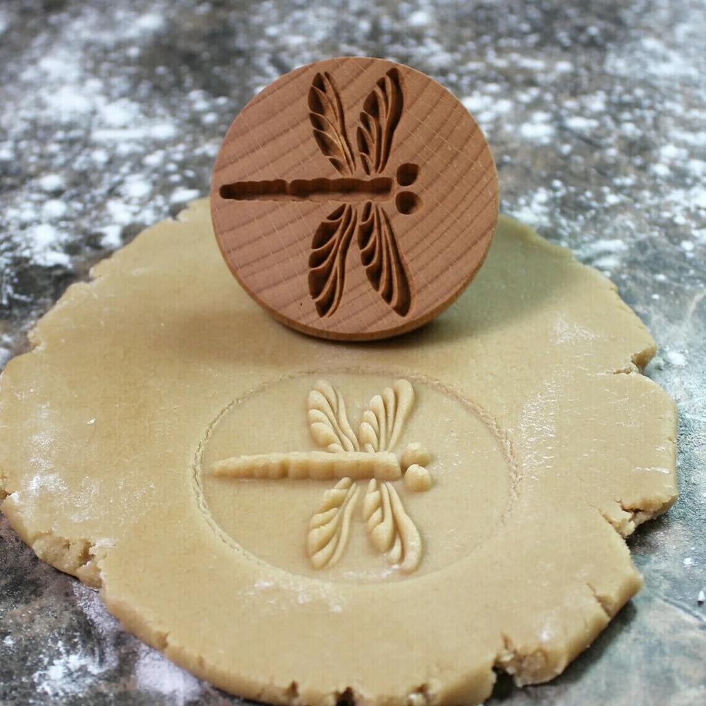 Holz Ausstechform Ausstecher Kekse Stempel Niedlicher Tannenzapfen Blume 3D Kuchen Prägeform Lebkuchen Gebäck- und Backzubehör