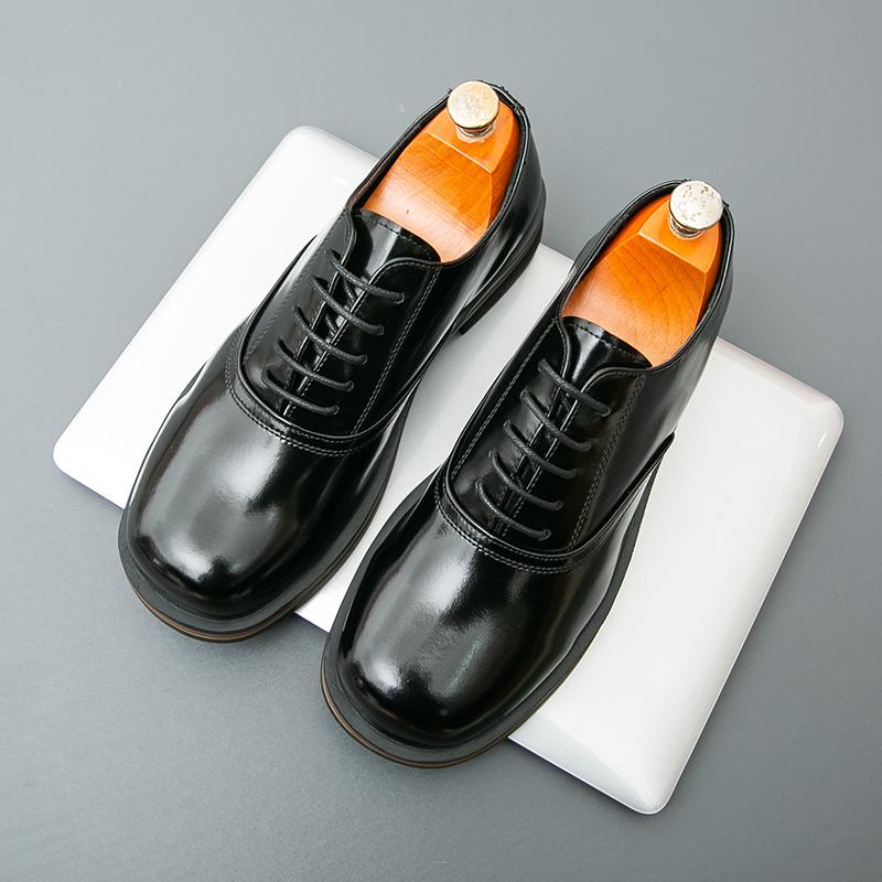 Fashion Fashion Brand Men's Lace Up Square Toe Breathable Business Casual Leather Shoes Spring New Men Comfortable Oxford Wedding Shoes