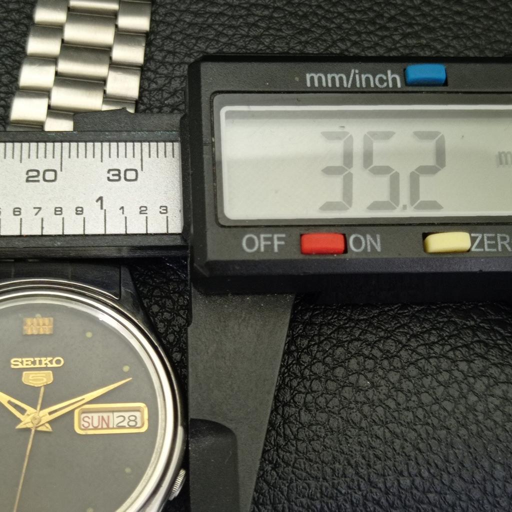 GENUINE VINTAGE SEIKO 5 AUTOMATIC 7009A JAPAN MENS ORIGINAL DIAL WATCH A702418-5 R124-a702418
