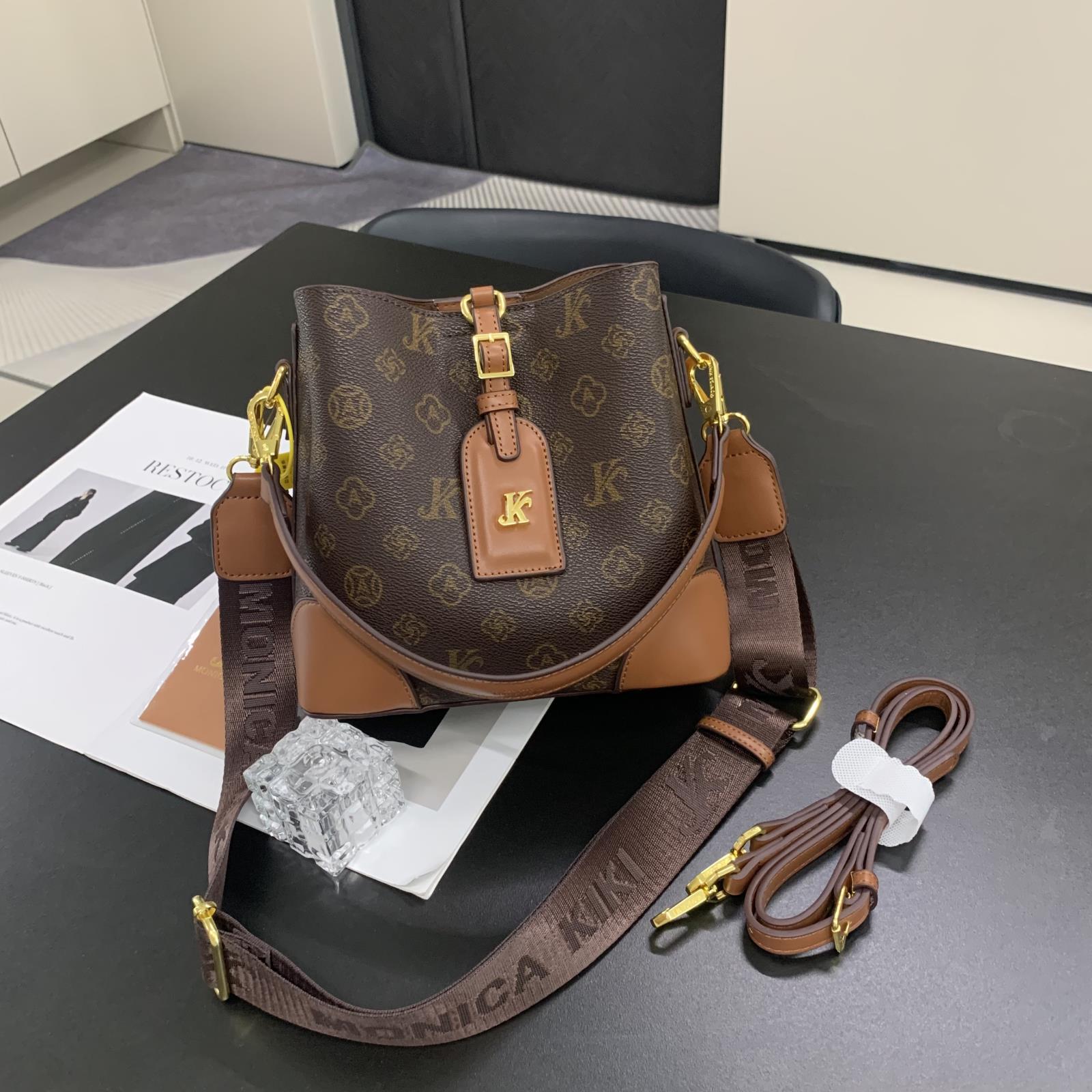 

Новый модный стиль сумка-ведро с надписью портативная на плечо через плечо женская сумка