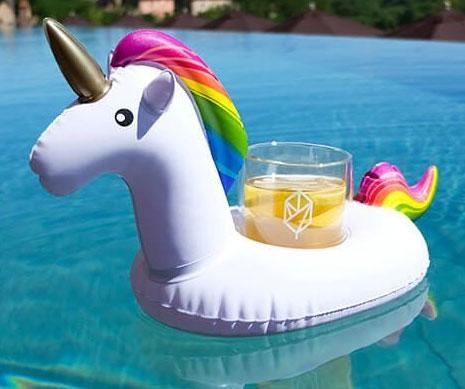 TG48117 Inflatable UNICORN MUG STAND floating