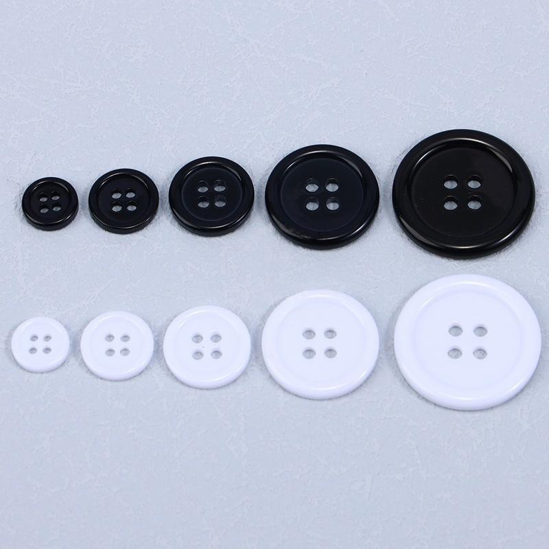 100Pcs 4-Hole Craft Buttons Black/White Resin Circular Sewing Buttons Suitable For Sewing Decoration Diy Accessories