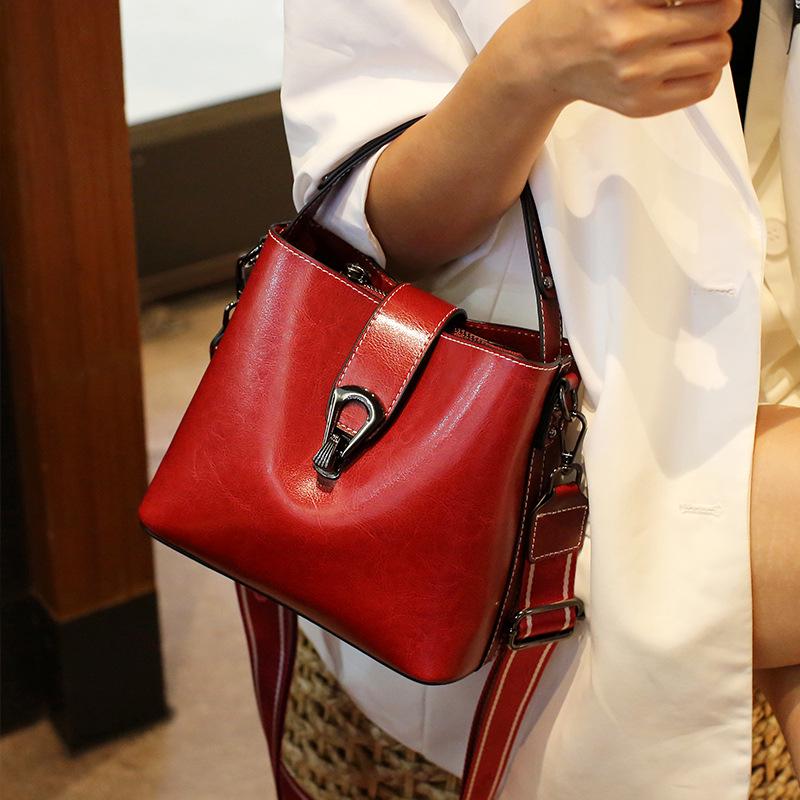 Bolso Bandolera Cubo de Moda Versátil para Mujer 2025