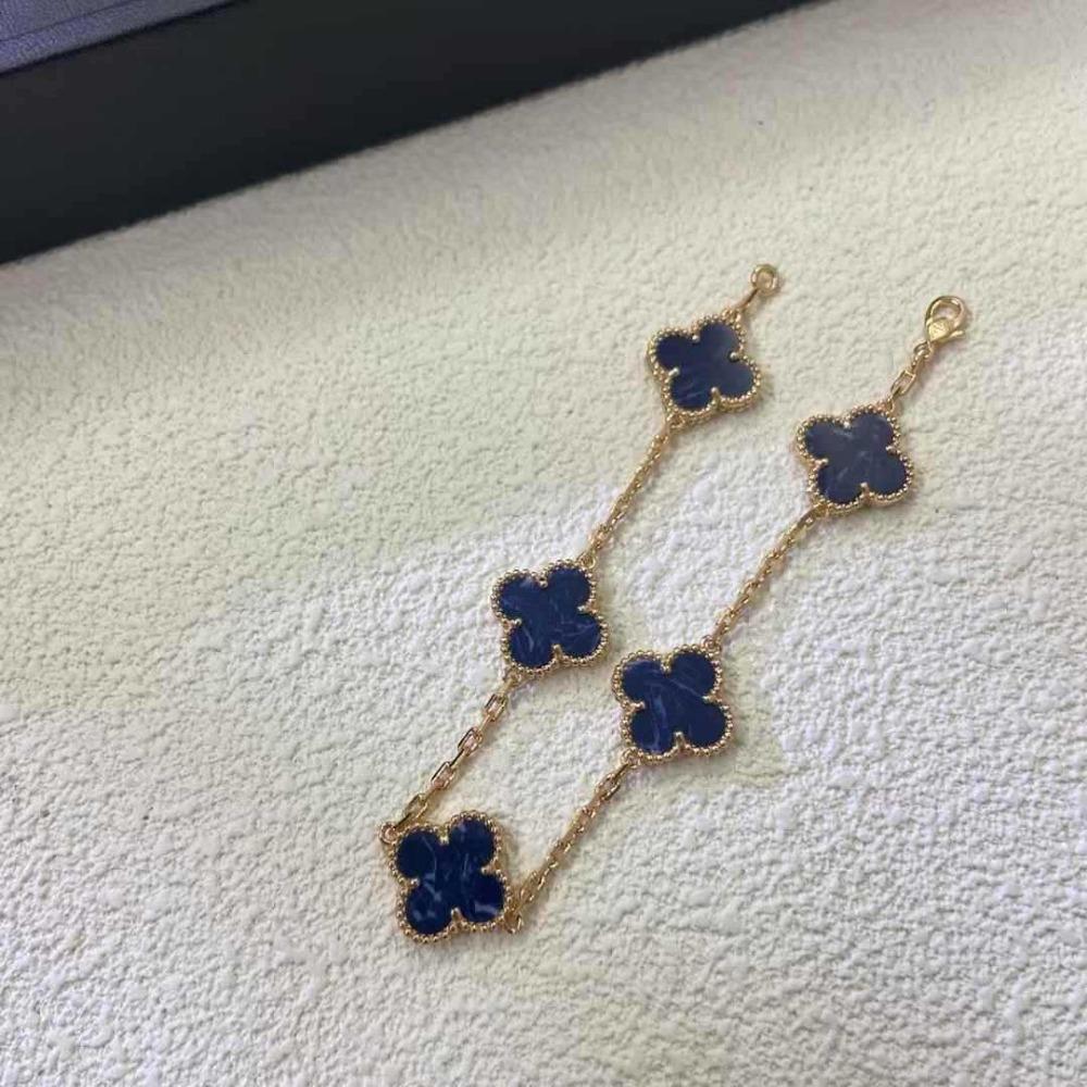 Four-leaf Clover Agate Bracelet - Minimalist Design Stylish and High-end Bangle