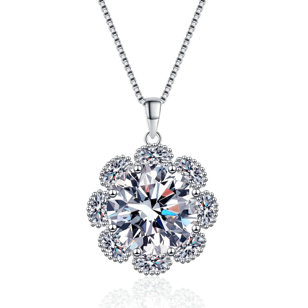 Yin Baichuan S925 Sterling Silver Sunflower Moissanite Necklace for Women - Luxurious, Elegant, and Exquisite Festival Gift.