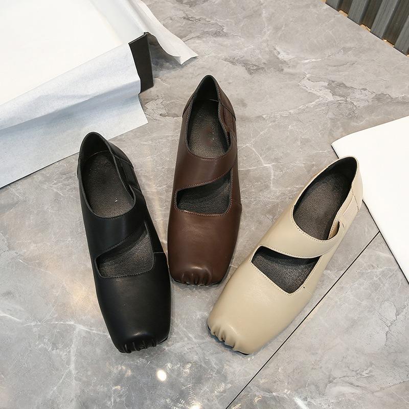 Mary Jane ballet shoes women's new retro style niche thick heel pig nose square head rubber band single shoes