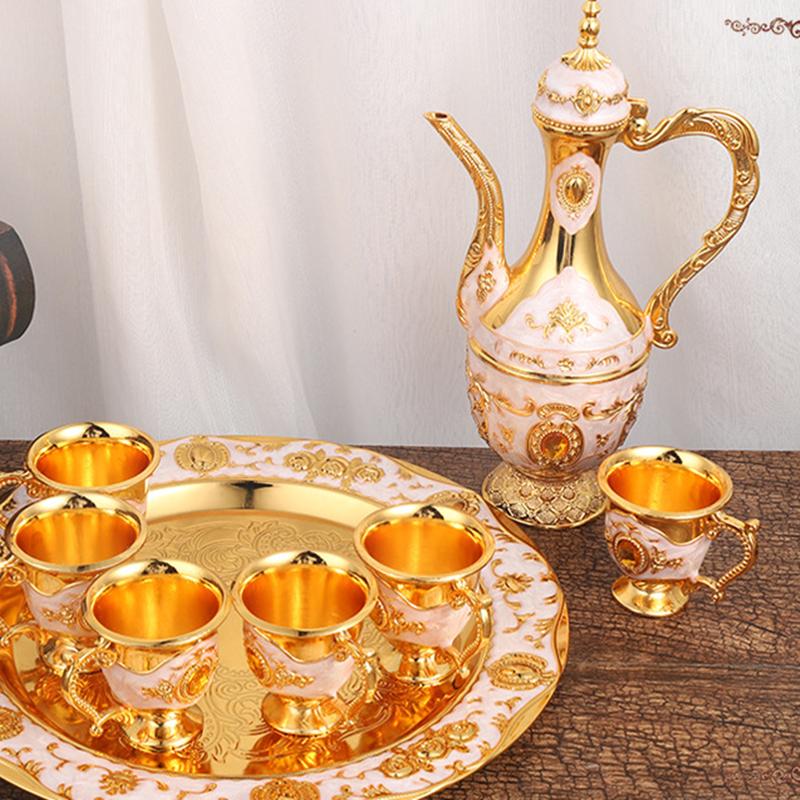 1 Set European Retro Palace Wine Set Home Wedding Holiday Supplies Metal Gift Hip Flask Set Ornaments Christmas Gift Decanter