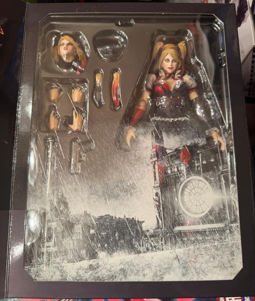 [USED] Play Arts Kai Batman Arkham Knight Harley Quinn