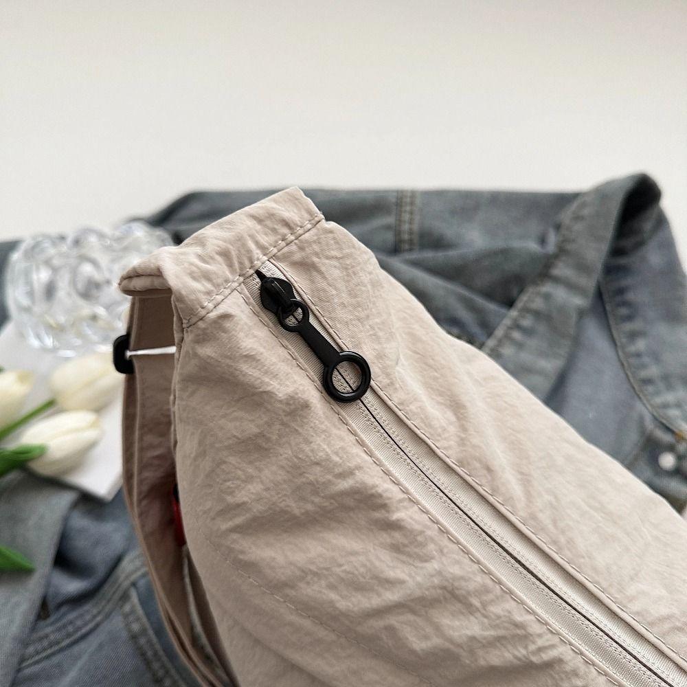 Ultra-light Fashionable Shoulder Bag Nylon Tote Bag Leisure Women Crossbody Bags  Casual Wear