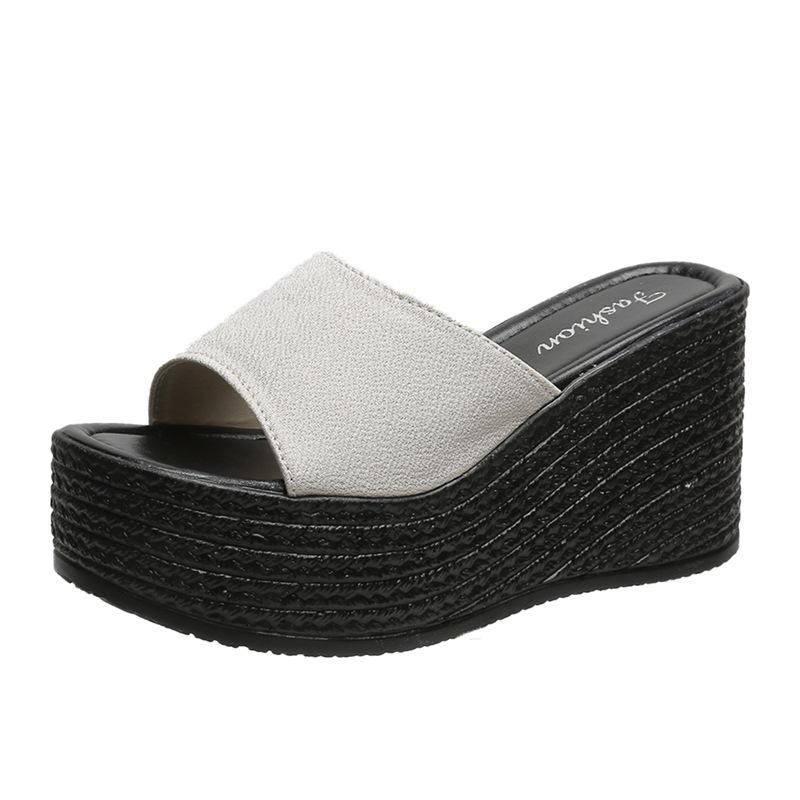 Sponge Cake, Thick Bottom Slope and Fish Mouth Breathable One-word Beach Sandals