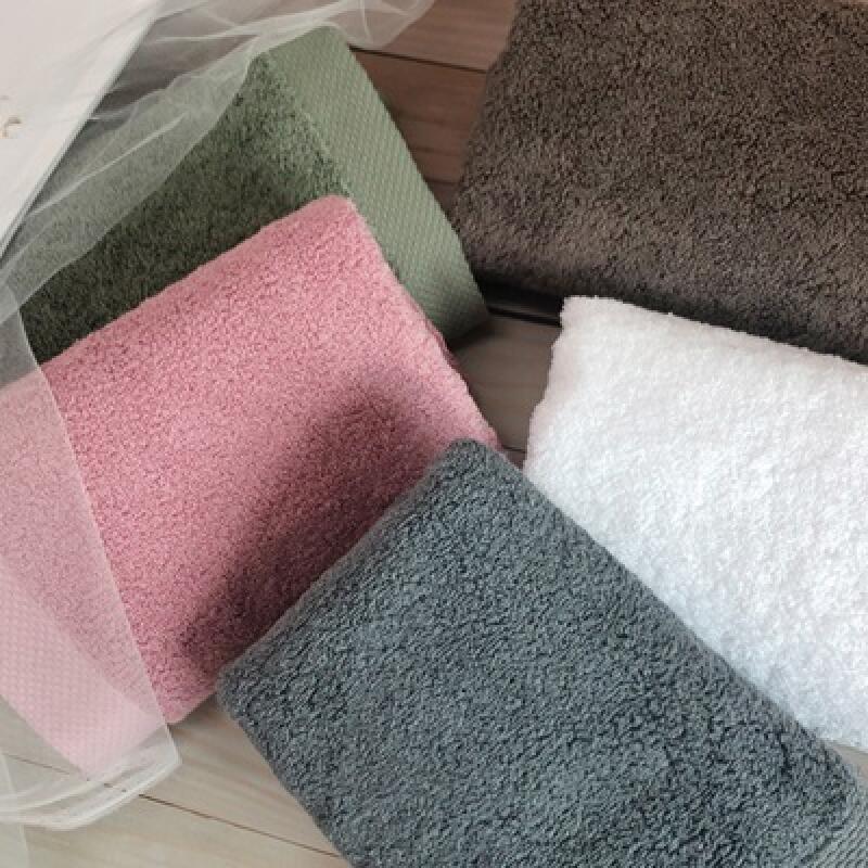 Hotel Towel Noel 190g 40 count 5 sheets 5 white sheets
