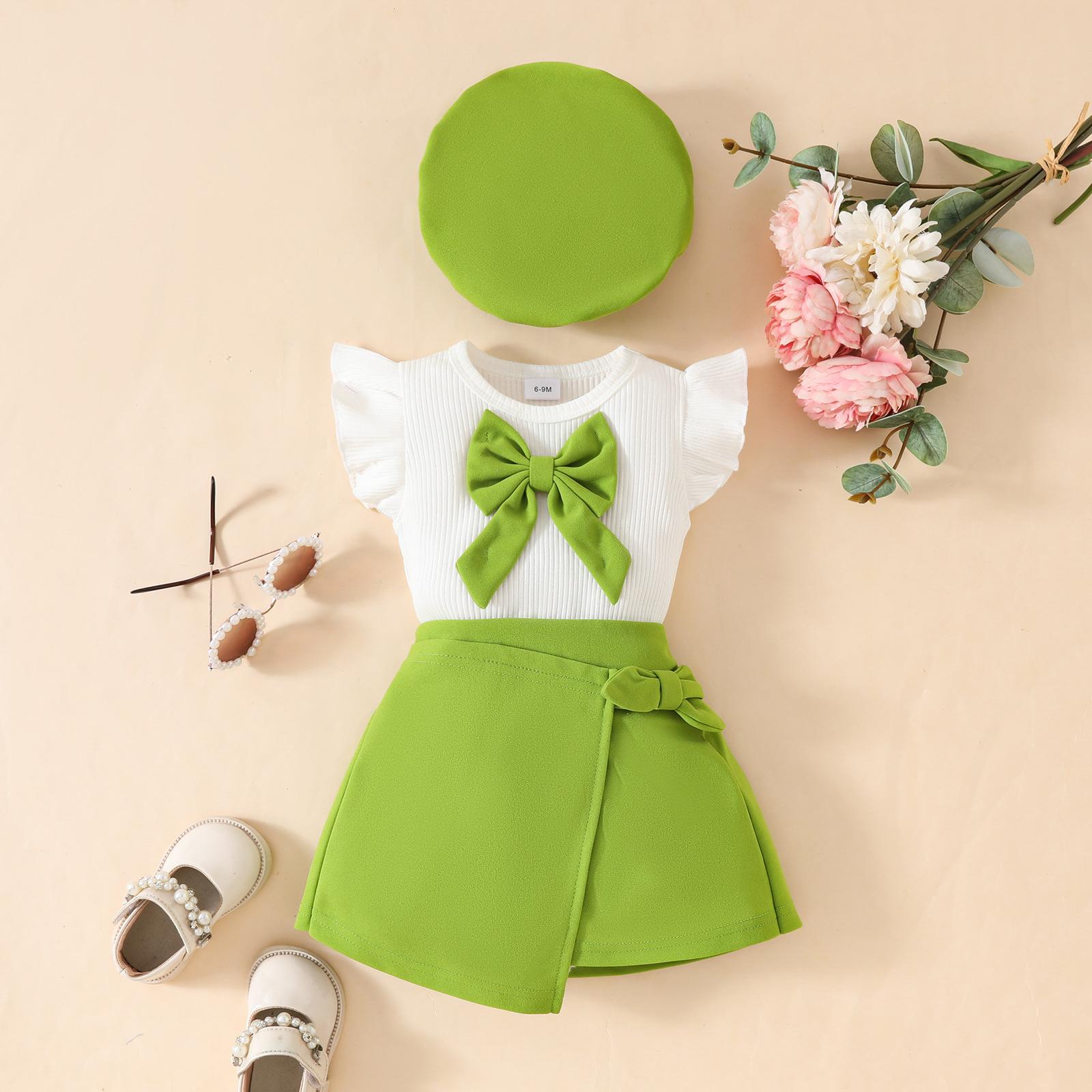 

Одежда для девочек 6 месяцев-6 лет. Комплект из белого топа без рукавов с бантом и оборками + полуюбки + шапочки. 5-6Y зелёный