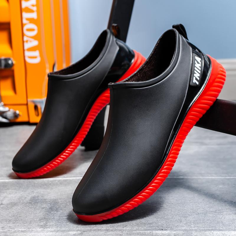 

Мужские непромокаемые ботинки с низким верхом и неглубоким горлом, водонепроницаемые теплые хлопковые сапоги, рабочие кухонные бахилы, износостойкая резиновая обувь 44 [cotton shot two sizes larger]