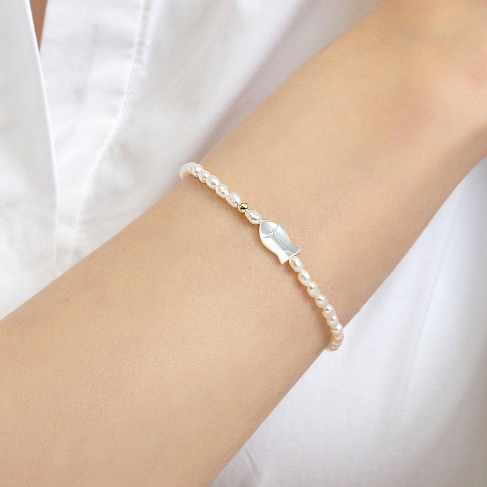 14K Cut Natural Stone Mother-of-Pearl Fish Bracelet (Choose One of Three Types) - A Lucky Gift