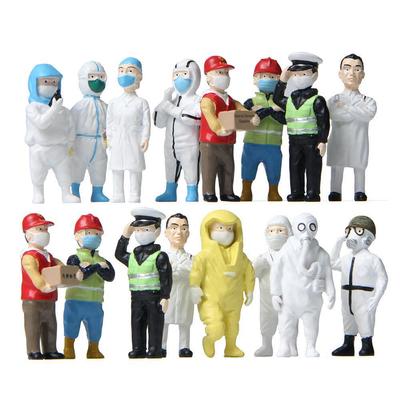Handgefertigte Miniaturpuppen: Menschen im Kampf gegen die Epidemie vereinen
