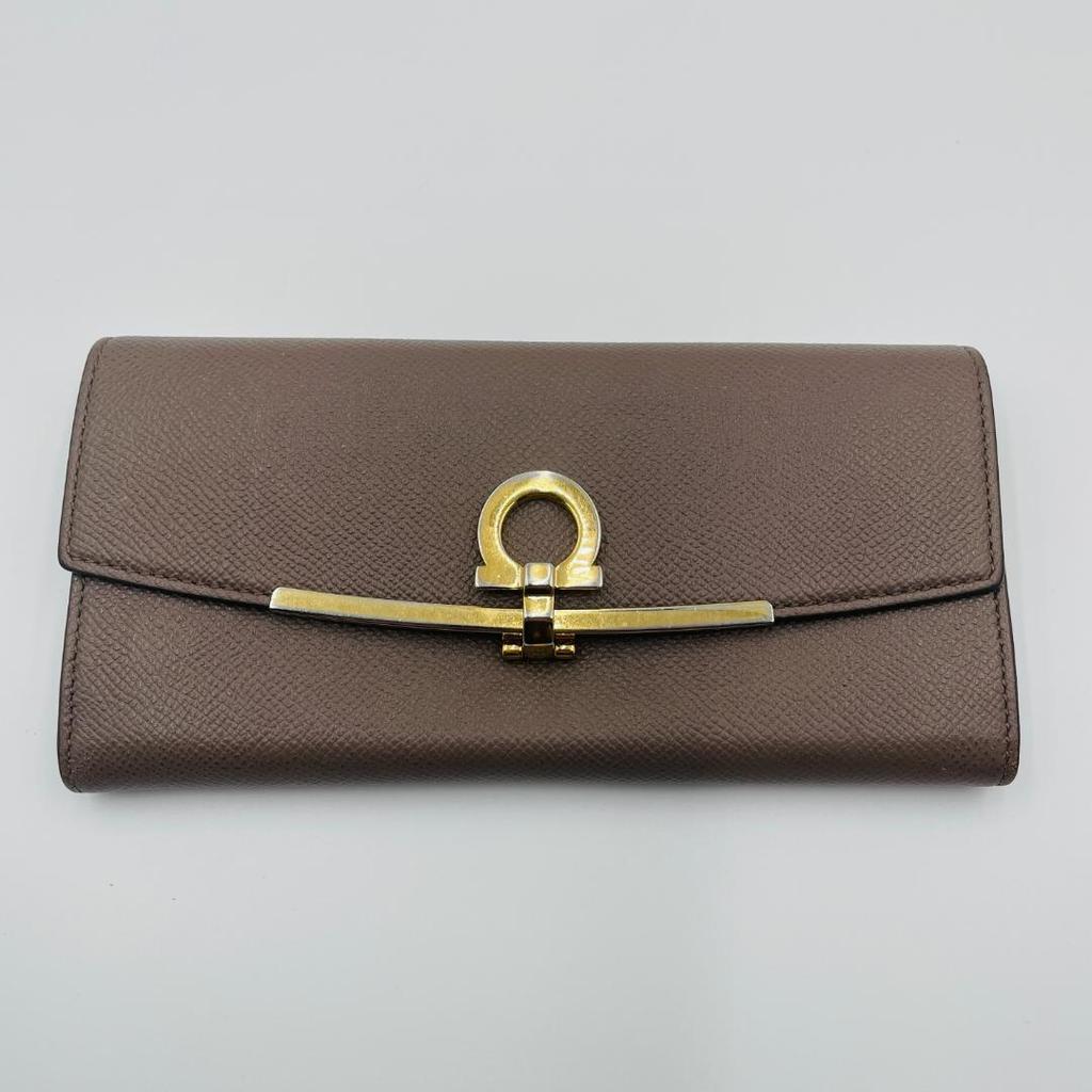 Used FERRAGAMO Gancini Long Wallet Beige with Pass Case