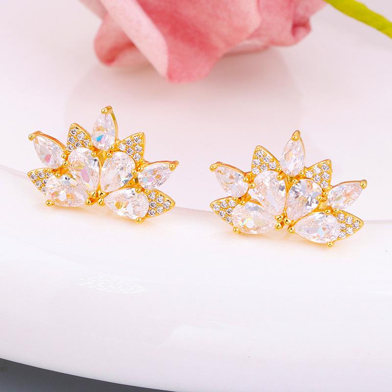 

Трендовые цирконовые серьги и серьги-пусеты класса люкс из Европы и Америки 24K Gold