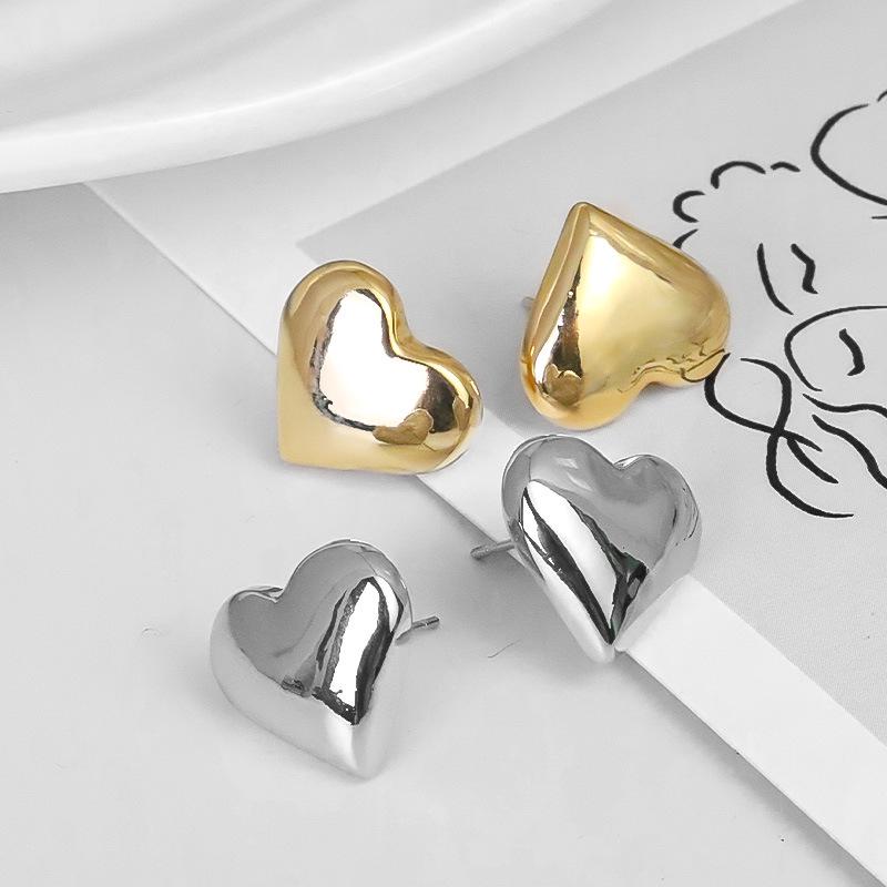 

European & American Fashion Luxury Texture Stud Earrings - Simple, Elegant, Unique Personality Design золотой