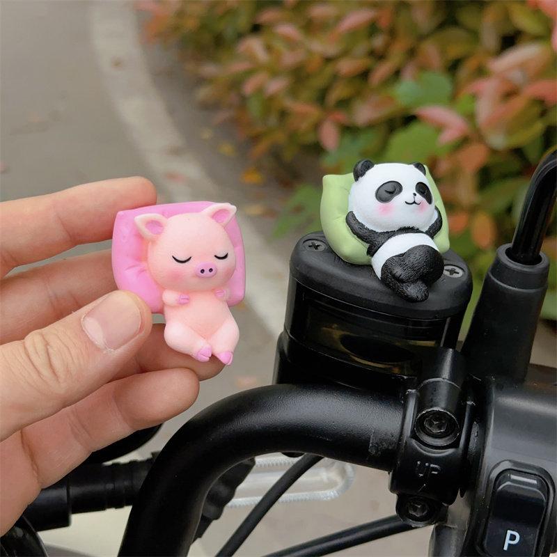 Cute Cartoon Car Ornaments for Office Desk and Car Dashboard Creative Mini Decorative Accessories Fun Gift Ideas
