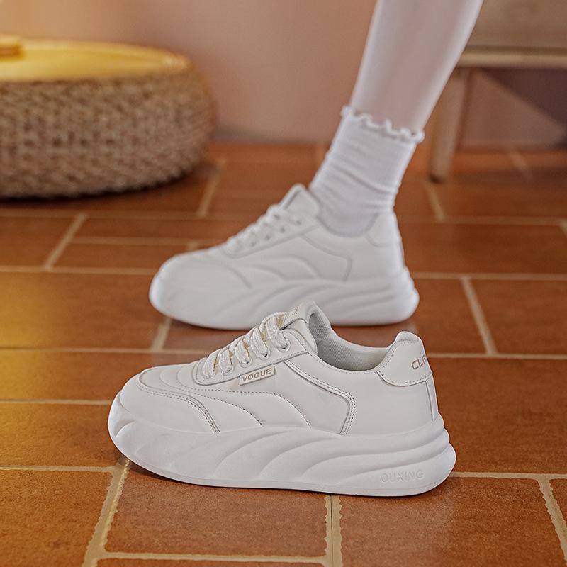 

Spring thick-soled muffin little white shoes women s shoes new versatile explosion casual dad shoes women T 40 бежевий
