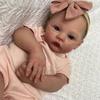 Bonecas e peluches – Bonecas