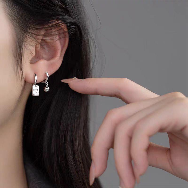2024 Asymmetrical Geometric Square Earrings - Unique High-End Design for Lucky Charm and Elegant Style