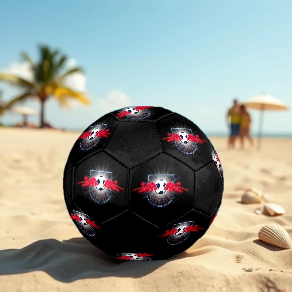 RB Leipzig Fußball, bunt, für alle Altersgruppen geeignet, maschinengenäht, PVC-Material, Wettkampfqualität, langlebig und hoher Rückprall