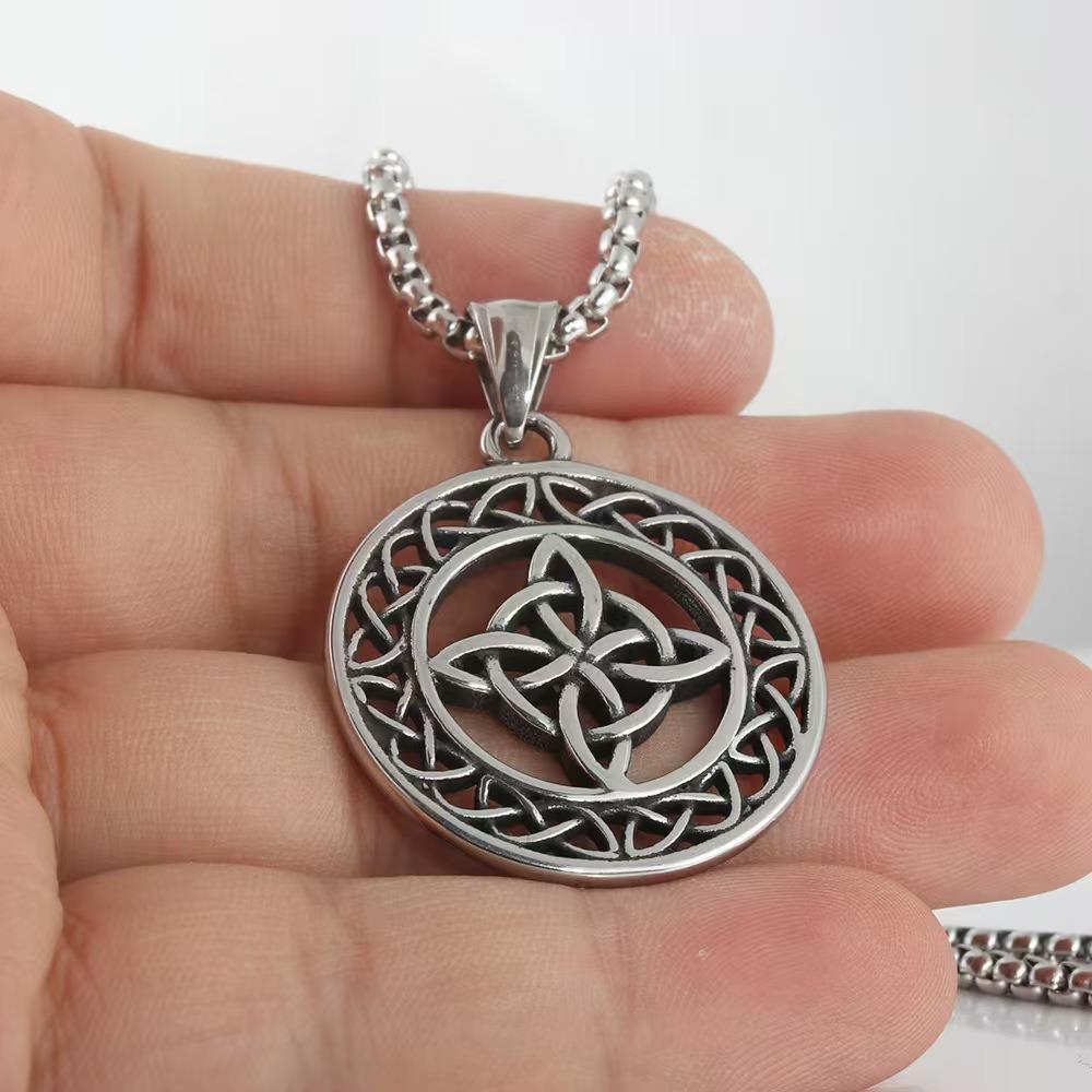 Pandantiv Mixt Modă Retro, Aripi de Vultur, Colier Personalizat din Aliaj European și American, Bijuterii pentru Bărbați și Femei