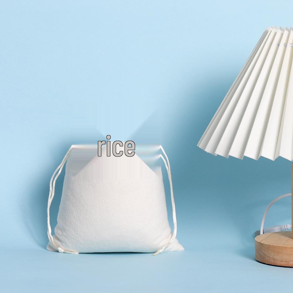 Zakázkový černý sametový úložný sáček na šperky z flanelu se stahovací šňůrkou