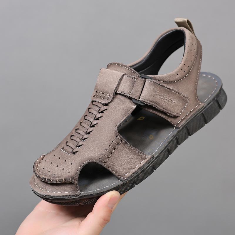 

Summer first-layer cowhide men s bag head sandals wear genuine leather men s beach shoes breathable middle-aged wear-resistant men s shoes soft 44