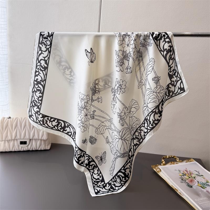 Luksusmerke Enkelt Trykk 70cm Firkantede Skjerf Dame Silkeskjerf Bandana Små Slips Hårbånd Foulard Sjal