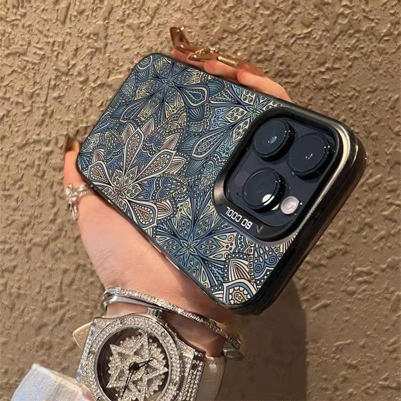 Retro Pattern Phone Case for iPhone 13/14/15 Pro & 16/17 - European & American Style